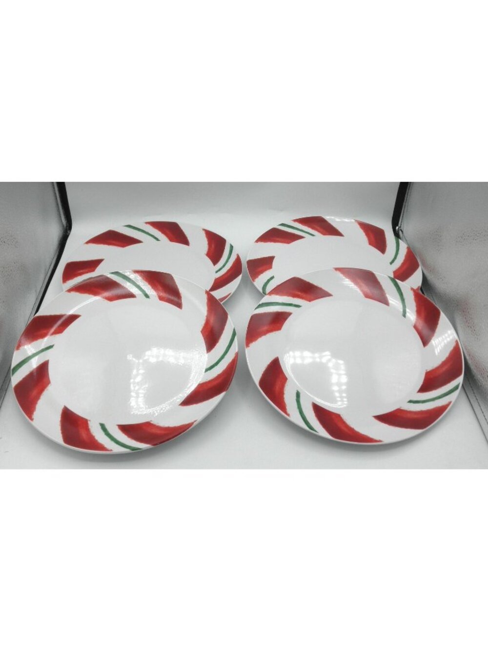 Ornaments Peppermint by American Atelier 10-3/8 In, Dinner Plates Set 4 AATORNAM